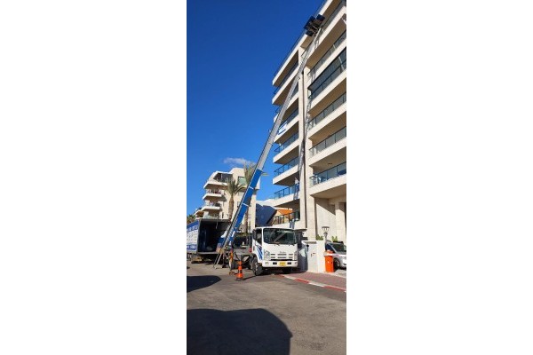 הובלות ומנופי התאומים