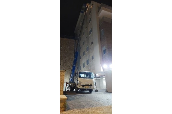 הובלות ומנופי התאומים