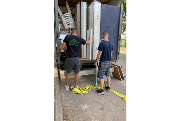 בית ההובלות דירות ומשרדים בלבד