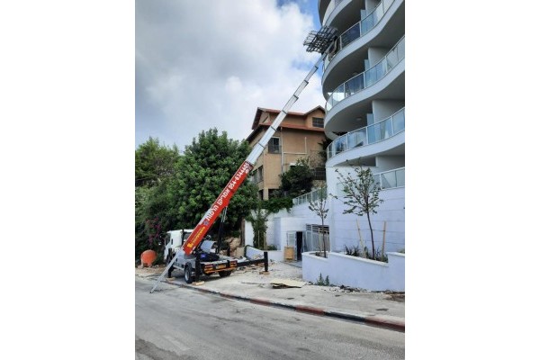 אמריקן הרמות 300 שח לשעה
