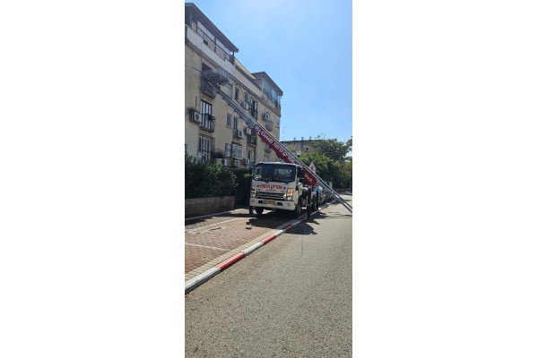 אמריקן הרמות 300 שח לשעה