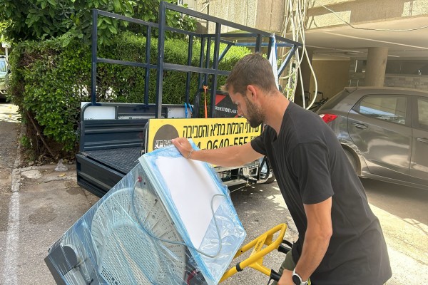 טוקטוק מובינג